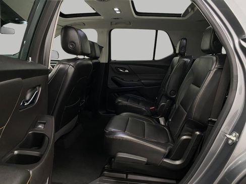 Used 2018 Chevrolet Traverse LT image 29