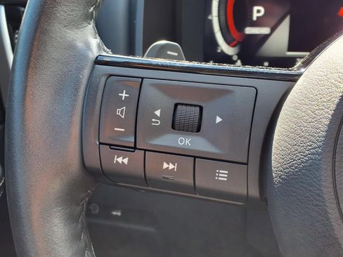 Used 2024 Nissan Rogue SL w/ SL Premium Package FWD image 22