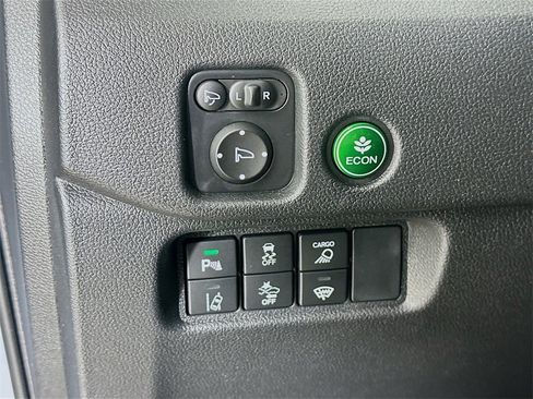 Certified 2025 Honda Ridgeline TrailSport image 16