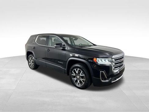 Used 2023 GMC Acadia SLE image 8