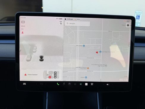 Used 2020 Tesla Model Y Long Range image 12