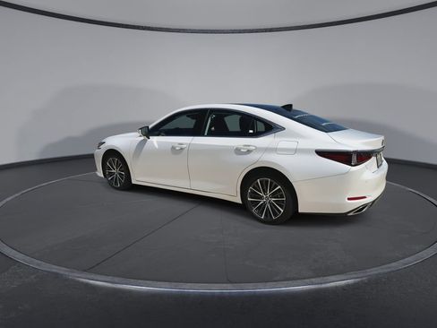 Used 2025 Lexus ES 350 350 w/ Premium Package image 6