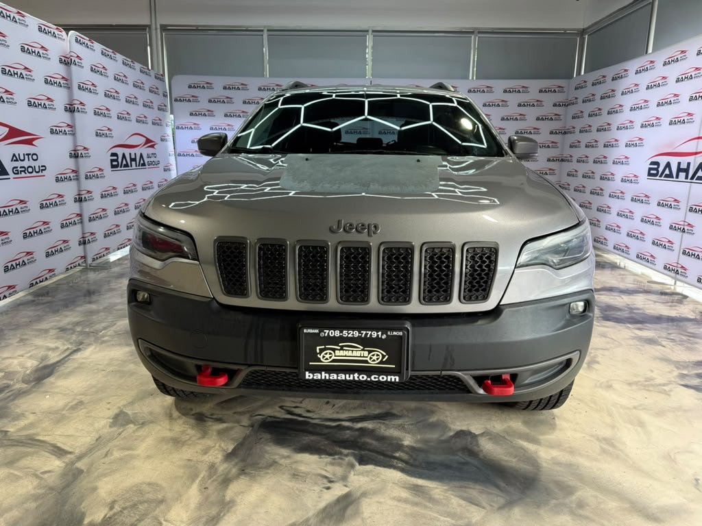 Used 2020 Jeep Cherokee Trailhawk AWD/4WD image 5