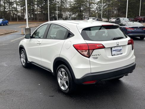 Certified 2018 Honda HR-V LX image 8
