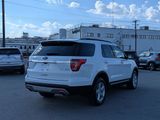 Used 2017 Ford Explorer XLT image 5