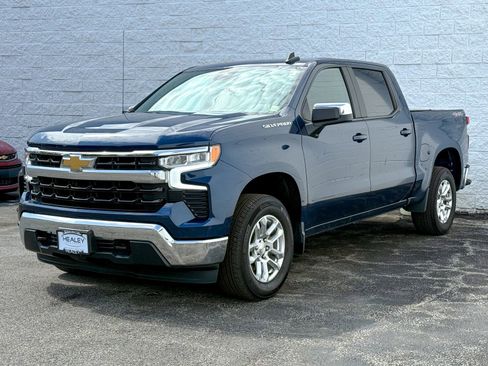 Used 2023 Chevrolet Silverado 1500 LT image 3