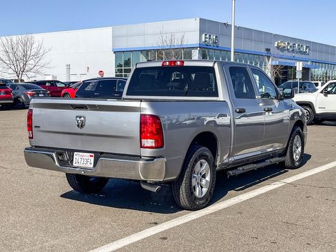 Used 2022 RAM 1500 Classic SLT image 4