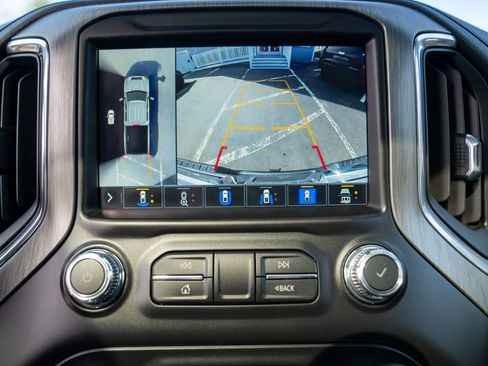 Used 2020 GMC Sierra 2500 Denali w/ Denali Ultimate Package image 25