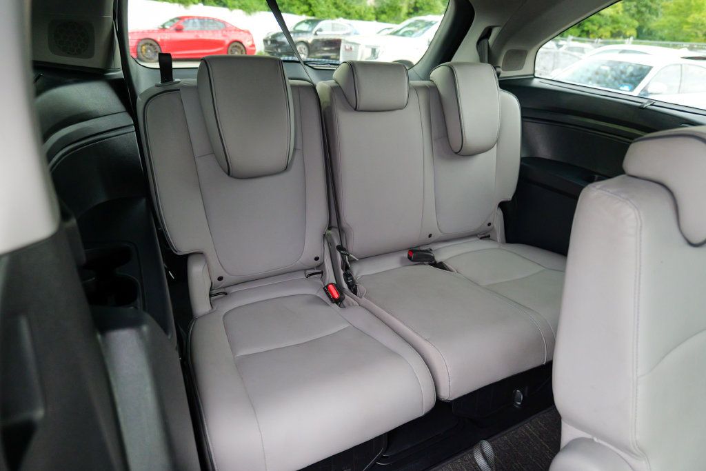 Used 2024 Honda Odyssey Elite image 35