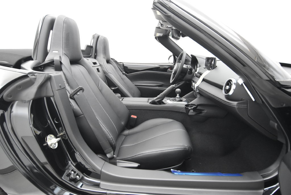 New 2026 MAZDA MX-5 Miata Grand Touring w/ Weather Package RWD image 27