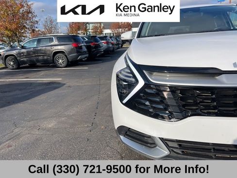 Certified 2025 Kia Sportage EX image 18