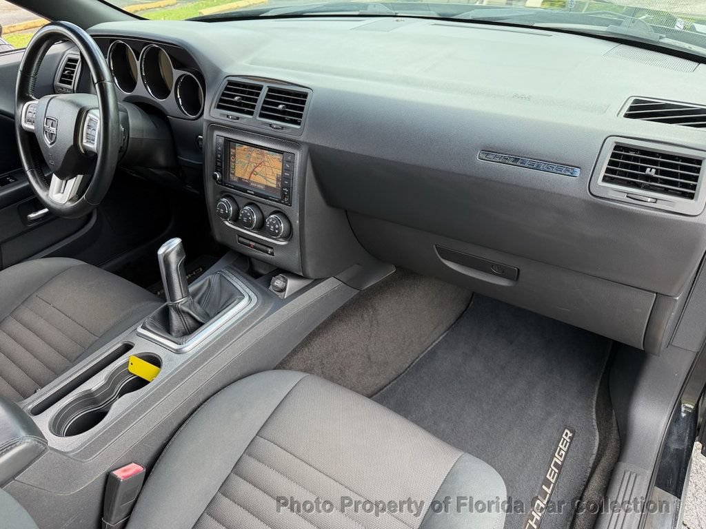 Used 2012 Dodge Challenger R/T RWD image 34