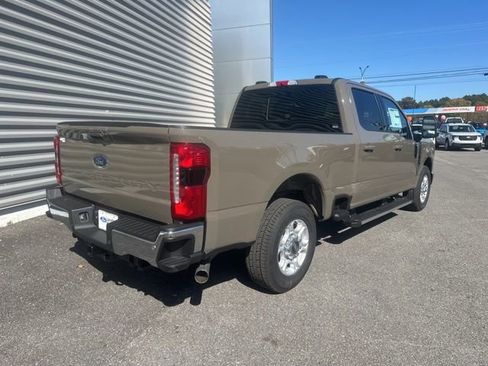New 2026 Ford F250 XLT w/ XLT Premium Package RWD image 3
