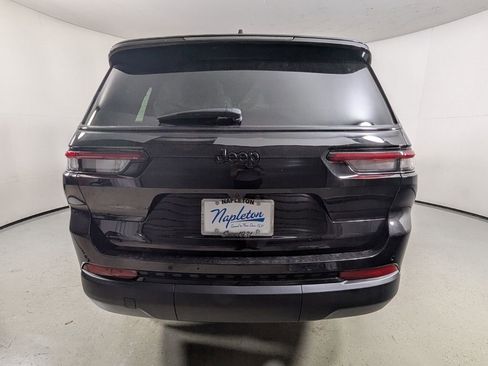 New 2025 Jeep Grand Cherokee L Altitude RWD image 7