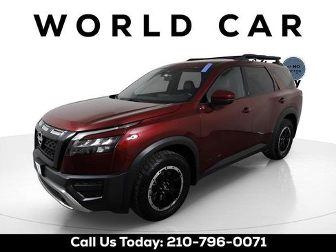 Used 2024 Nissan Pathfinder Rock Creek image 3
