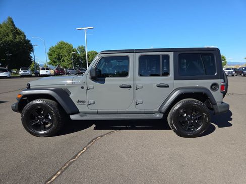 Used 2022 Jeep Wrangler Unlimited Sport AWD/4WD image 11