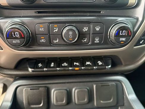 Used 2017 GMC Sierra 1500 Denali AWD/4WD image 23