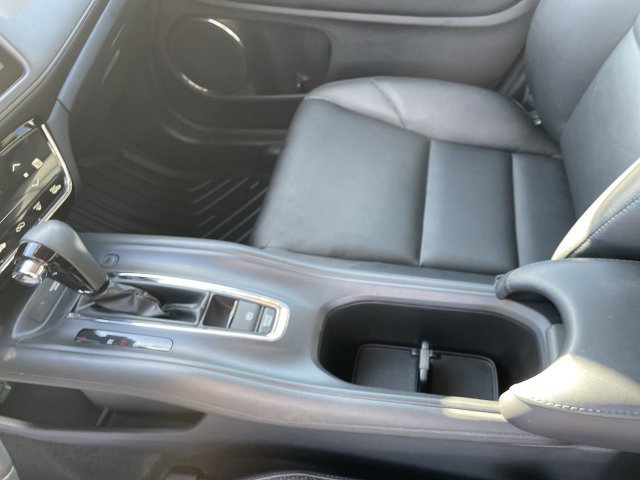 Used 2017 Honda HR-V EX-L image 18