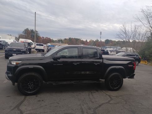 Used 2023 Chevrolet Colorado Trail Boss image 6