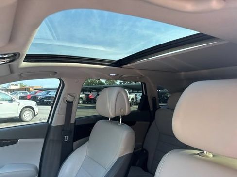 Used 2016 Kia Sorento SX AWD/4WD image 10