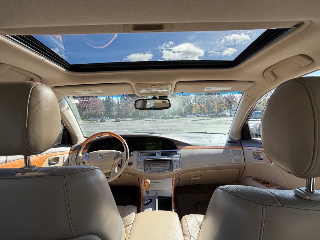 Used 2006 Toyota Avalon Limited FWD image 11