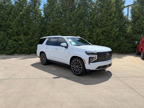 Used 2026 Chevrolet Tahoe High Country AWD/4WD image 1