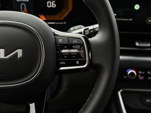 New 2026 Kia Carnival image 22