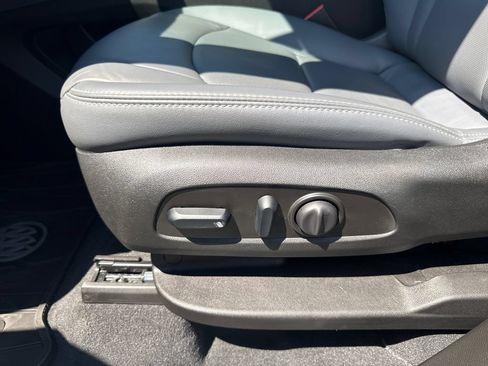 Certified 2024 Buick Enclave Essence w/ Experience Buick Package AWD/4WD image 16