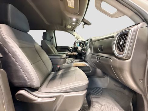 Used 2020 Chevrolet Silverado 1500 LT Trail Boss AWD/4WD image 28