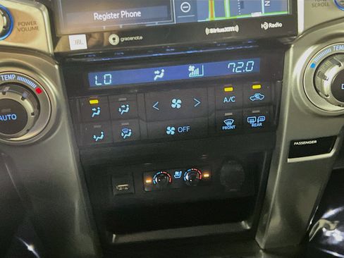 Used 2022 Toyota 4Runner Limited AWD/4WD image 26