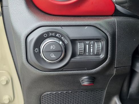Used 2020 Jeep Gladiator Rubicon w/ LED Lighting Group AWD/4WD image 22