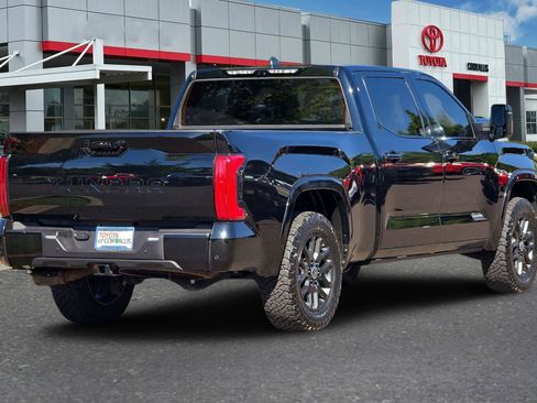 Used 2024 Toyota Tundra Platinum AWD/4WD image 4