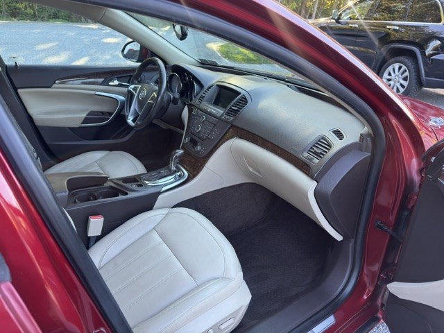 Used 2012 Buick Regal Premium FWD image 10