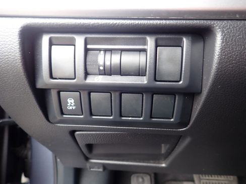 Used 2016 Subaru Outback 2.5i Premium image 10