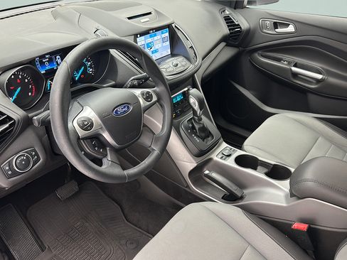 Used 2016 Ford Escape SE w/ Equipment Group 201A AWD/4WD image 12