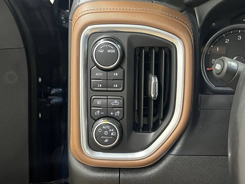 Used 2021 Chevrolet Silverado 1500 High Country w/ Safety Package II AWD/4WD image 21