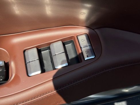 New 2025 Lincoln Navigator L Reserve image 28