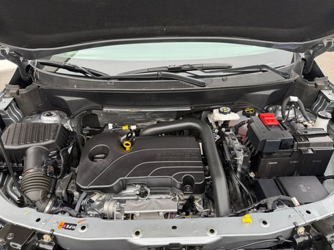 Used 2025 Chevrolet Equinox LT image 31