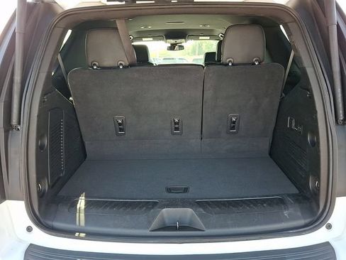 Used 2023 Chevrolet Tahoe LT w/ Luxury Package AWD/4WD image 26