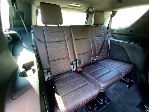Certified 2024 Cadillac Escalade V AWD/4WD image 25