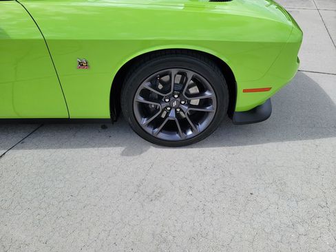 Used 2023 Dodge Challenger R/T Scat Pack image 10