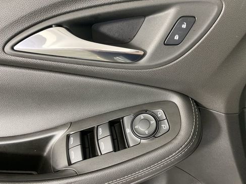 Used 2023 Buick Encore GX Select w/ Sport Touring Package image 25