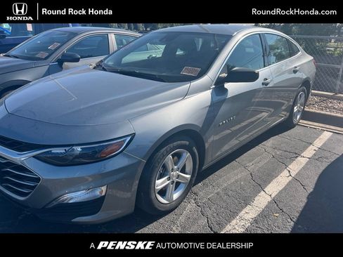 Used 2024 Chevrolet Malibu LS FWD image 1