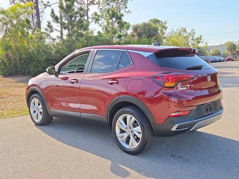 Certified 2024 Buick Encore GX Preferred image 3