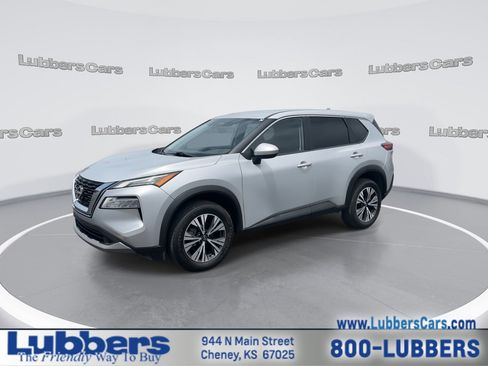 Used 2023 Nissan Rogue SV AWD/4WD image 4