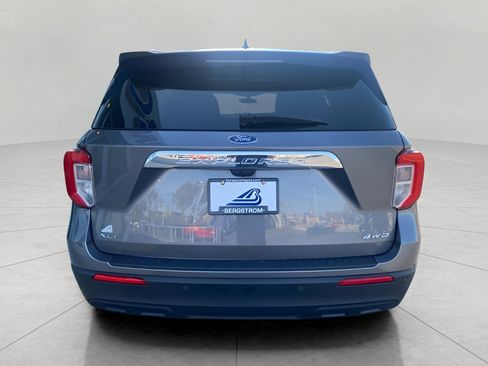 Used 2022 Ford Explorer XLT image 7