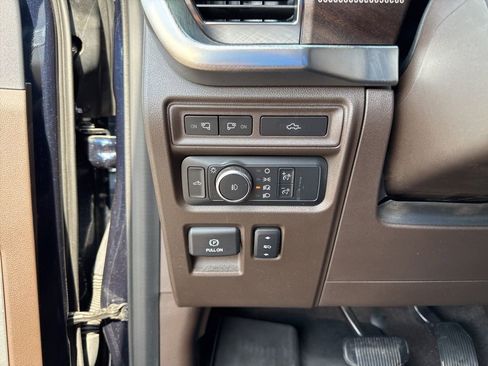 Used 2022 Ford F150 King Ranch w/ Equipment Group 601A High AWD/4WD image 13