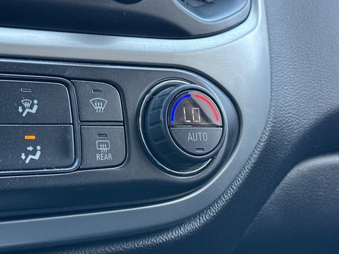 Used 2016 Chevrolet Colorado LT w/ Luxury Package, Chrome image 29