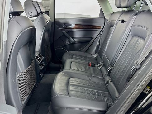 Used 2018 Audi Q5 2.0T Premium image 7