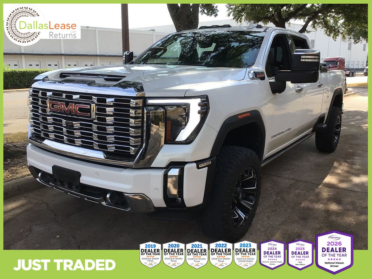 Used 2024 GMC Sierra 2500 Denali w/ Denali Reserve Package AWD/4WD image 1